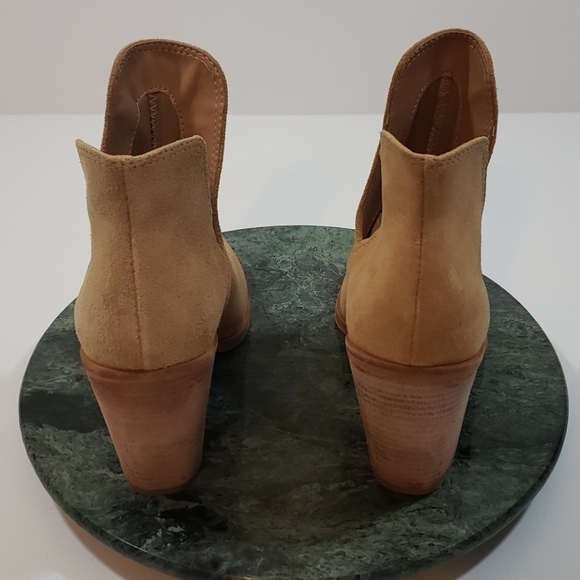KAANAS~Size 6M~Almond Web Open-Ankle Booties. - Picture 4 of 11
